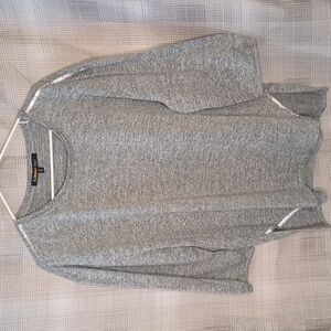 NWT. Gray rhinestone sweater XL